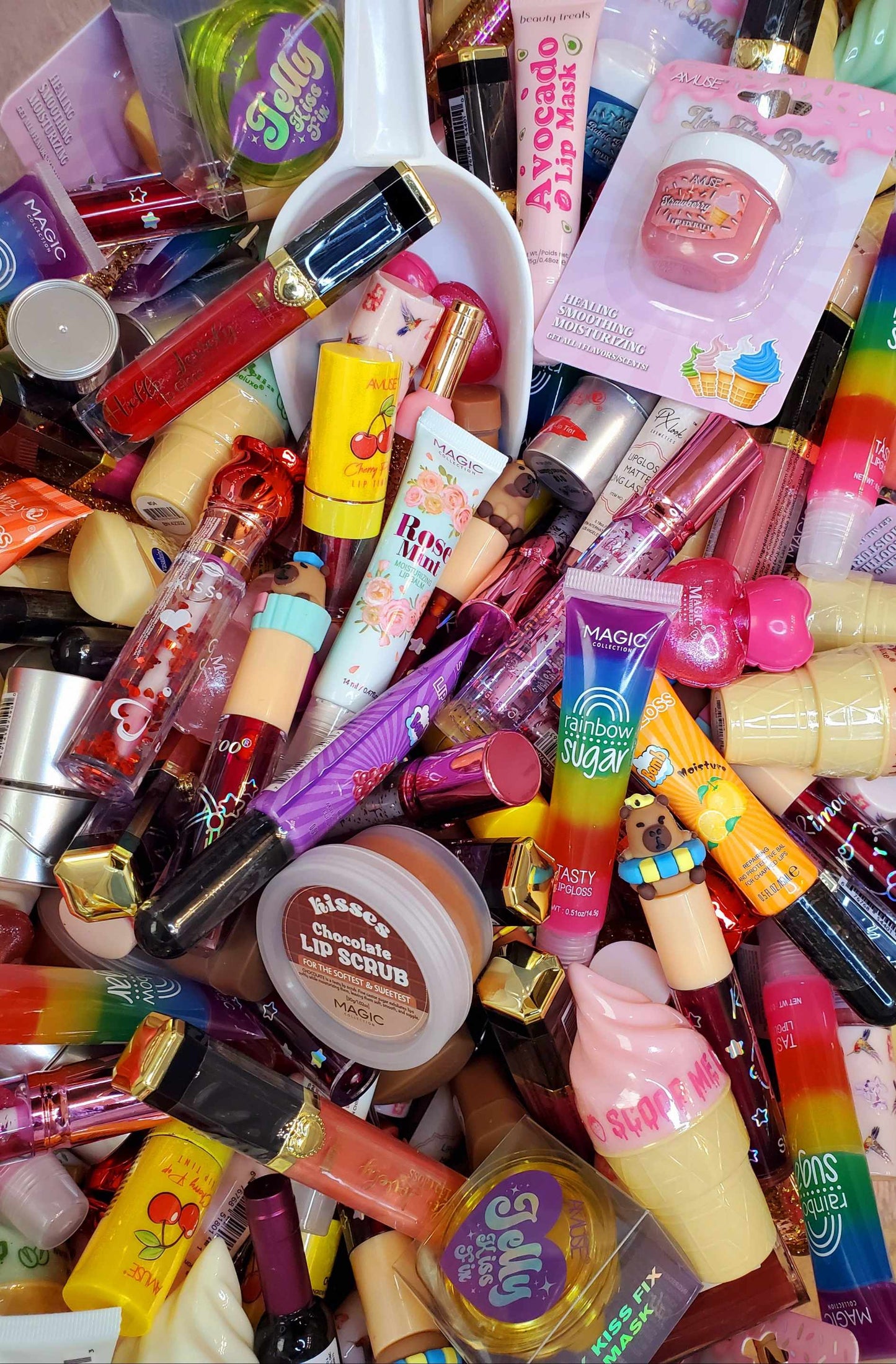 Scoop Attack - 16 Lip Products 💋